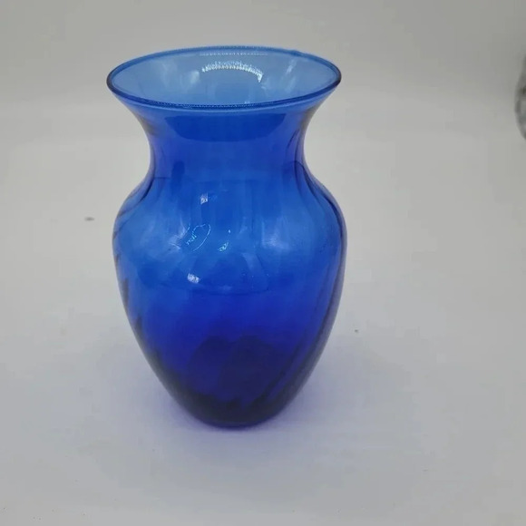 Other - Vintage Cobalt Blue Glass Flower 8" Tall Vase Home Decor R8
